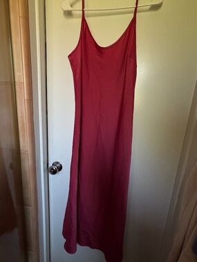 Uniqlo Hot Pink Maxi Slip Size M